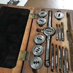 Gängtapp med etui