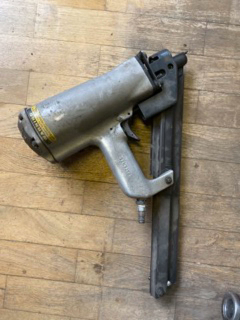Spikpistol tryckluft